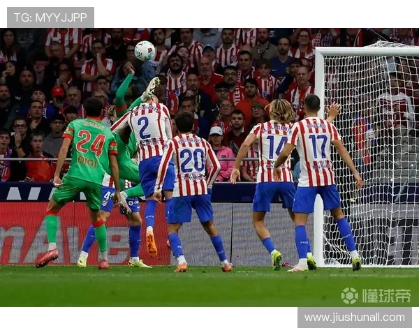 阿斯：霍安状态恢复如初，复出即帮巴萨时隔十场比赛再获零封