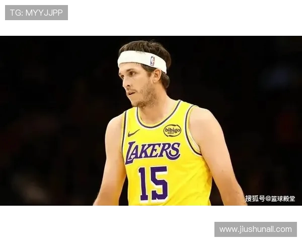 原创湖人135-118快船2喜2忧！里弗斯效率+詹姆斯无球亮眼，替补成麻烦